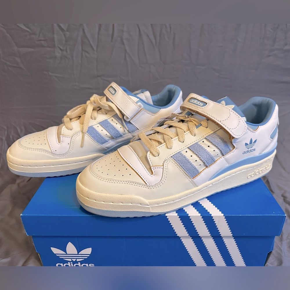 Adidas Forum 84 Low UNC Blue White Classic NEW IN BOX 10.5US and 11US
